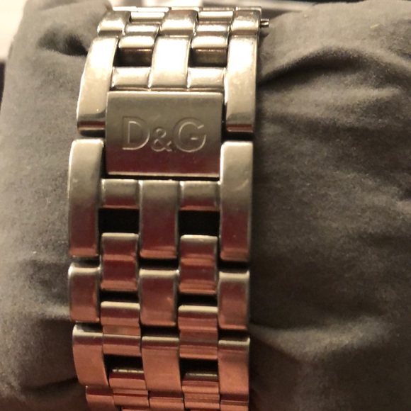 D&G Watch - Picture 3 of 6